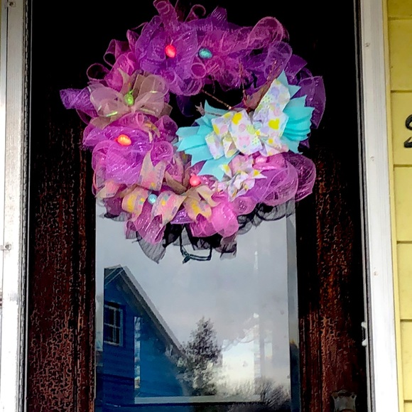 Spring / Easter Wreath - Picture 2 of 2